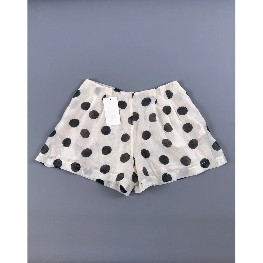 Zara Mid-Rise Pleated Polka Dot Shorts Cream Black Size Medium